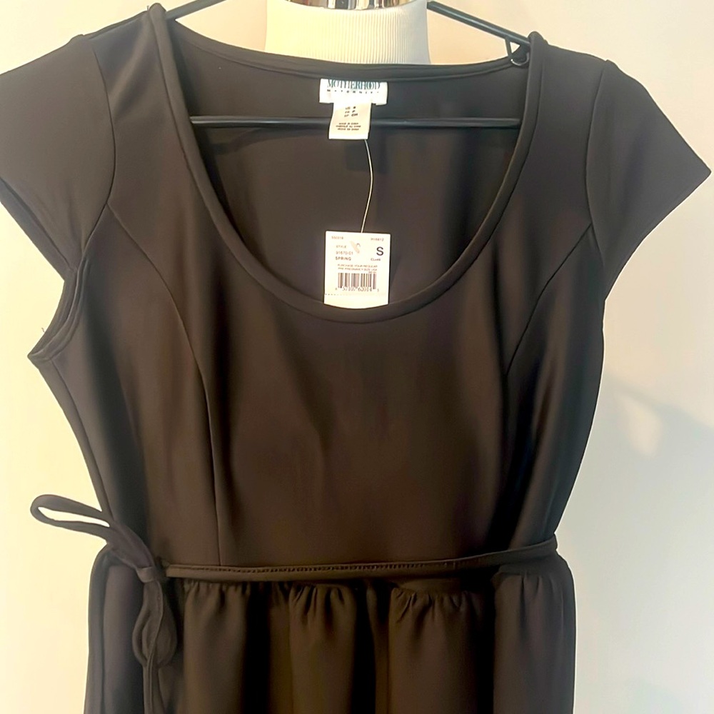 Black maternity dress